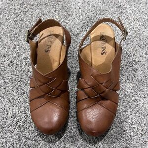 Korks Wynne Clogs Brown Strappy Heels Platform Faux Leather Women’s Size US 7 M